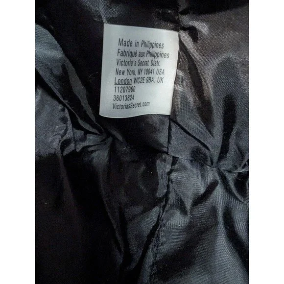 NWT Victoria's Secret Red Plaid Christmas Tote Bag. - Picture 8 of 9